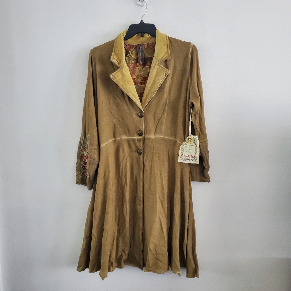 Aratta The Heart of Autumn Coat In Antique Bronze - Picture 11 of 12
